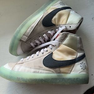 Nike blazer mid ‘77 mens shoe size 6